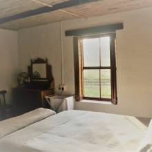 21-main_bedroom